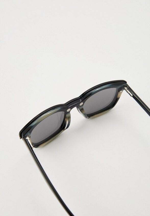 Очки солнцезащитные Boss