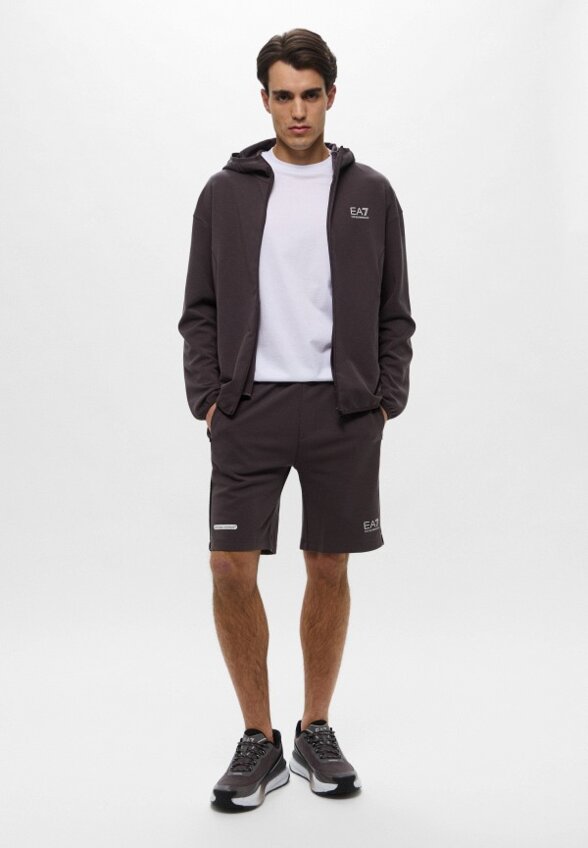 Толстовка EA7