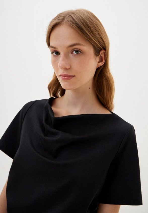 Футболка Helmidge