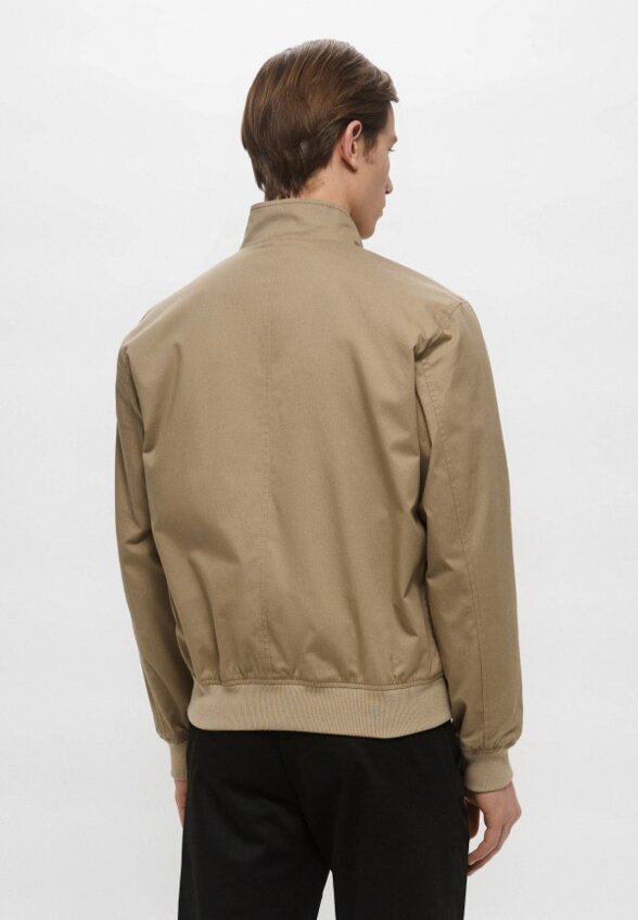 Бомбер Lacoste