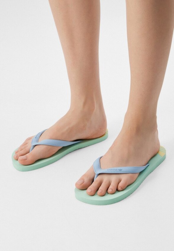 Сланцы adidas Originals