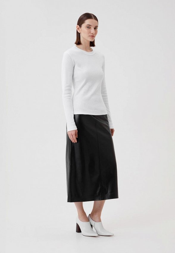 Лонгслив Bstatement