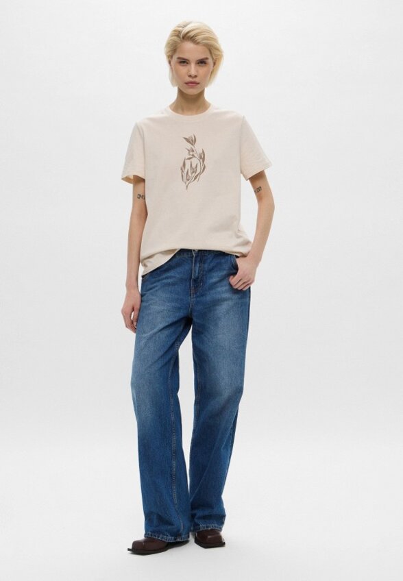 Футболка Zarina