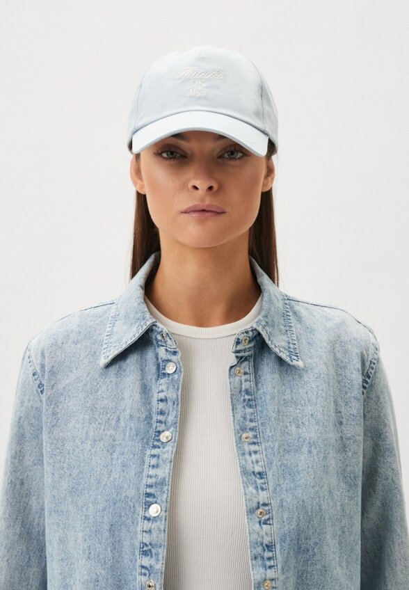 Бейсболка Hugo