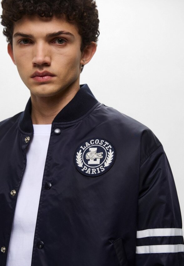 Бомбер Lacoste