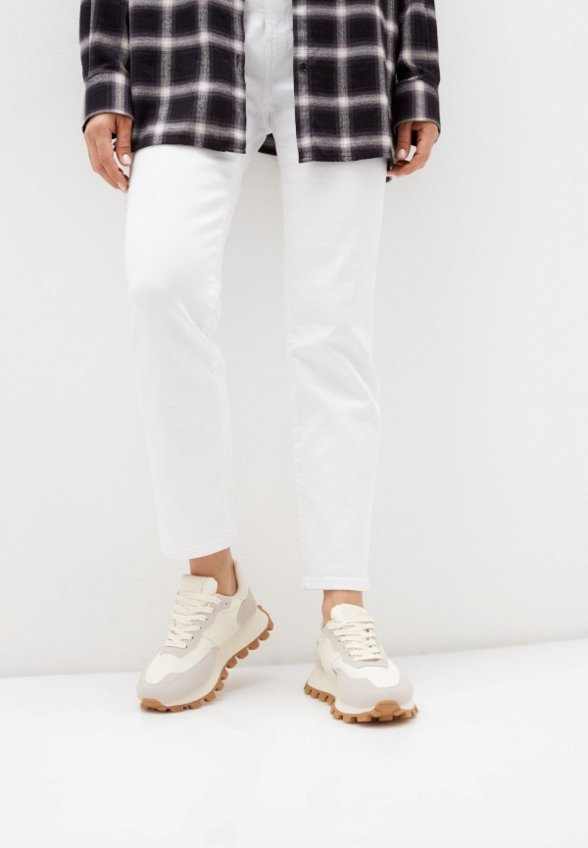 Кроссовки Givana