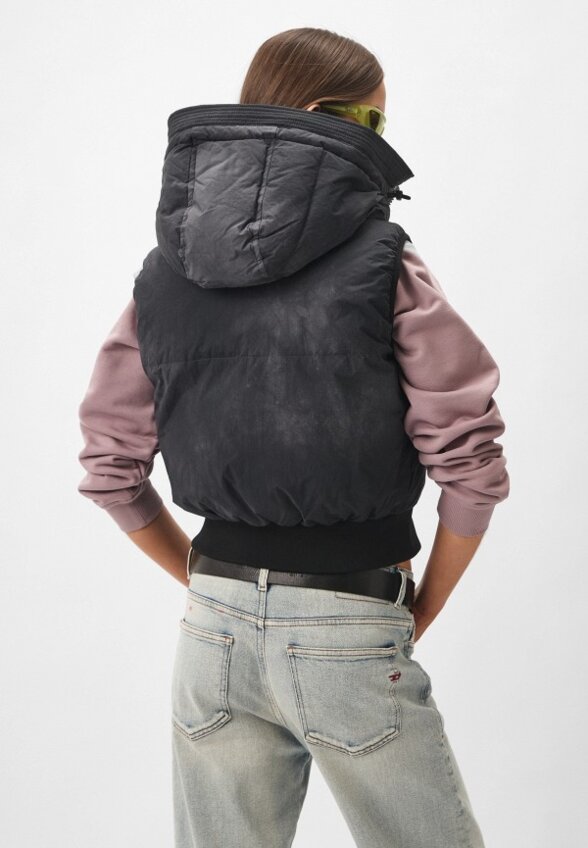 Жилет утепленный Diesel