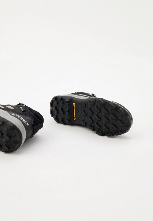 Ботинки трекинговые adidas