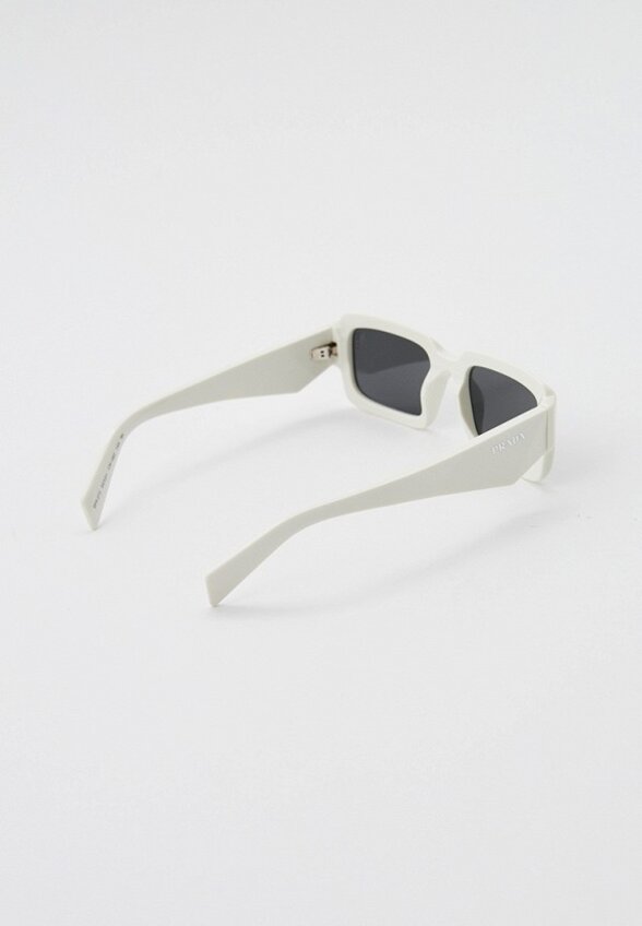 Очки солнцезащитные Prada