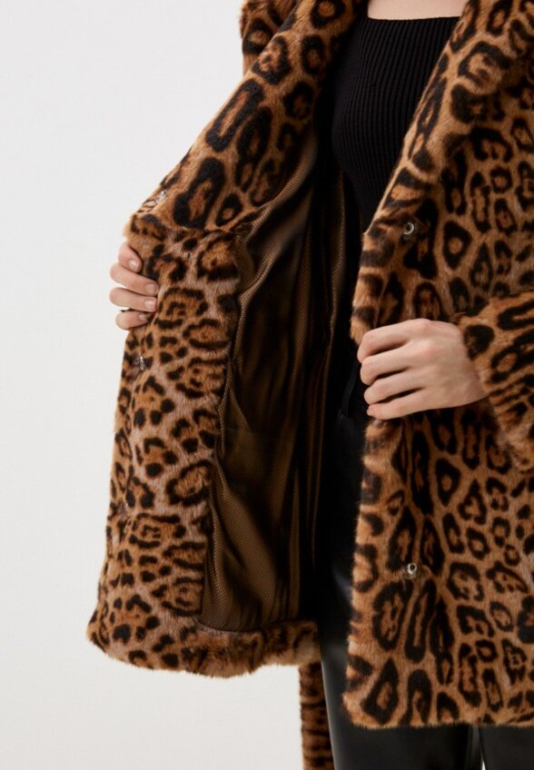 Пальто меховое La Via Estelar