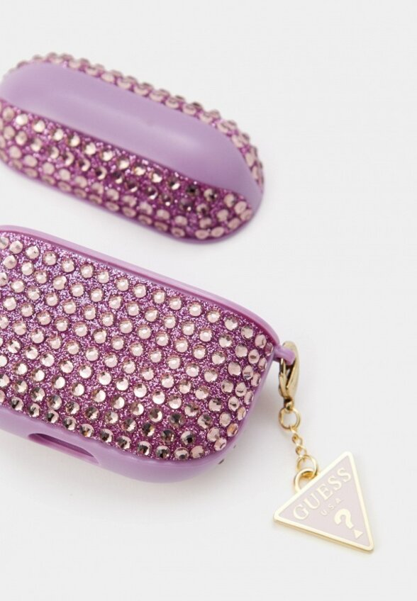 Чехол для наушников Guess