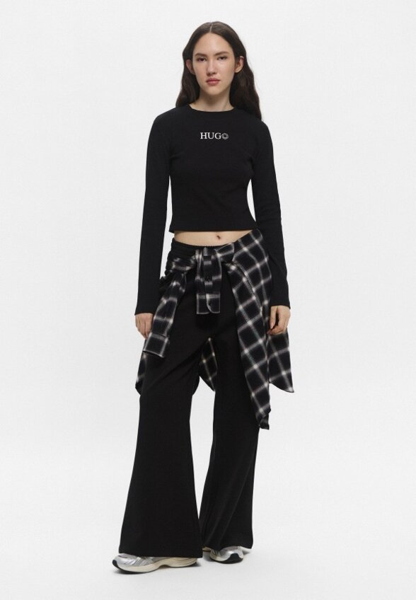 Лонгслив Hugo