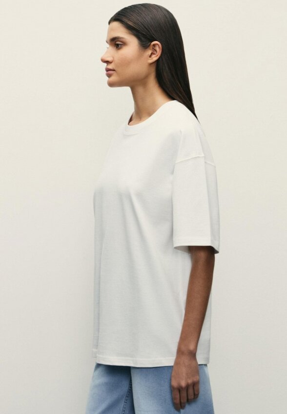 Футболка Zarina