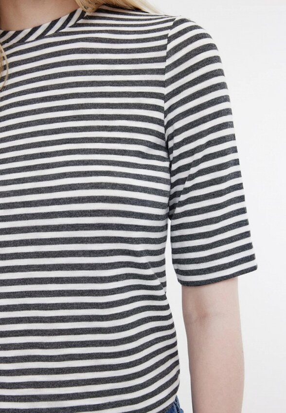 Футболка Baon