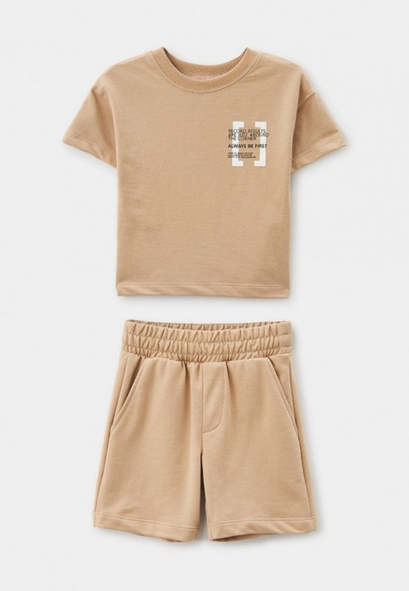 Футболка и шорты Mark Formelle