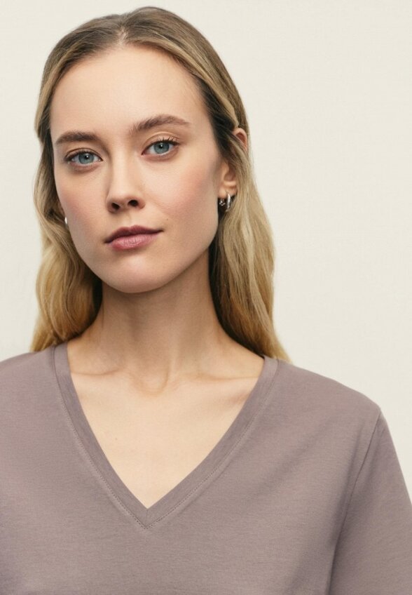 Футболка Zarina