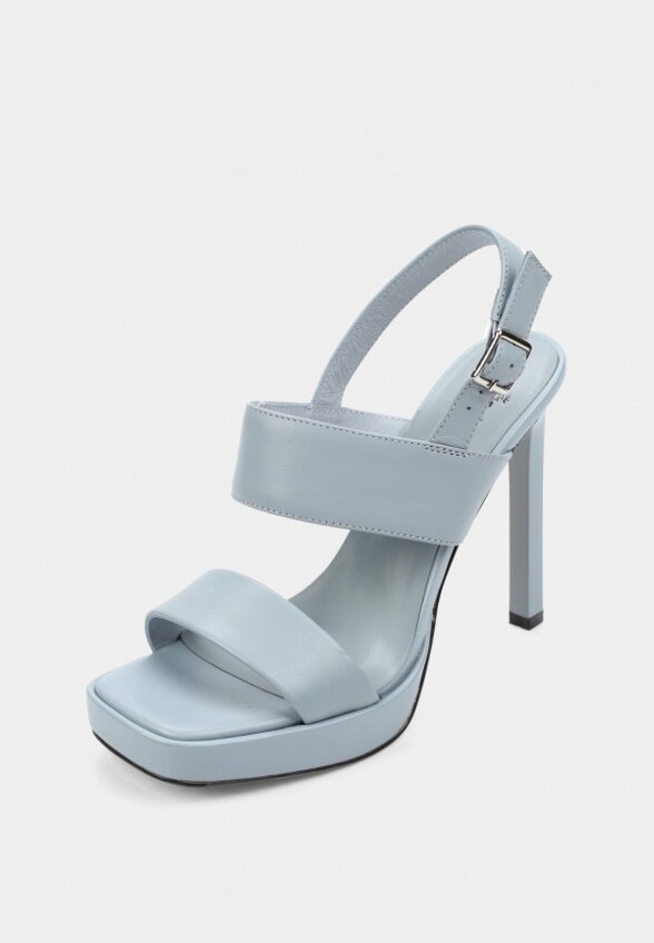 Босоножки Valley