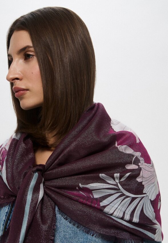 Платок Pollini