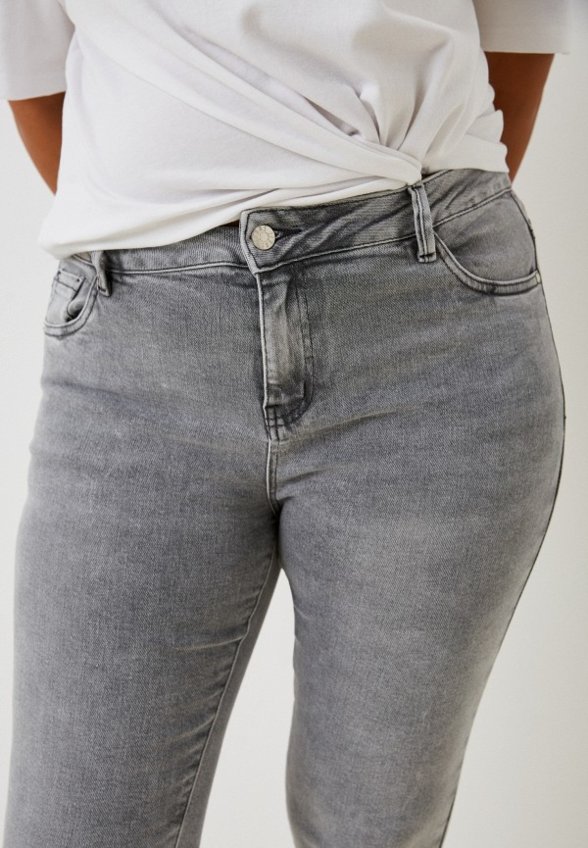 Джинсы Sheikha