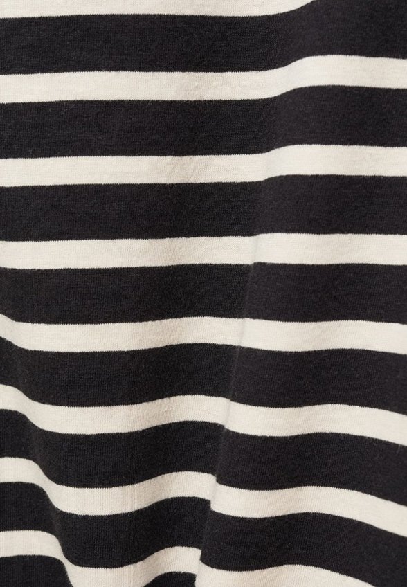 Лонгслив Mango