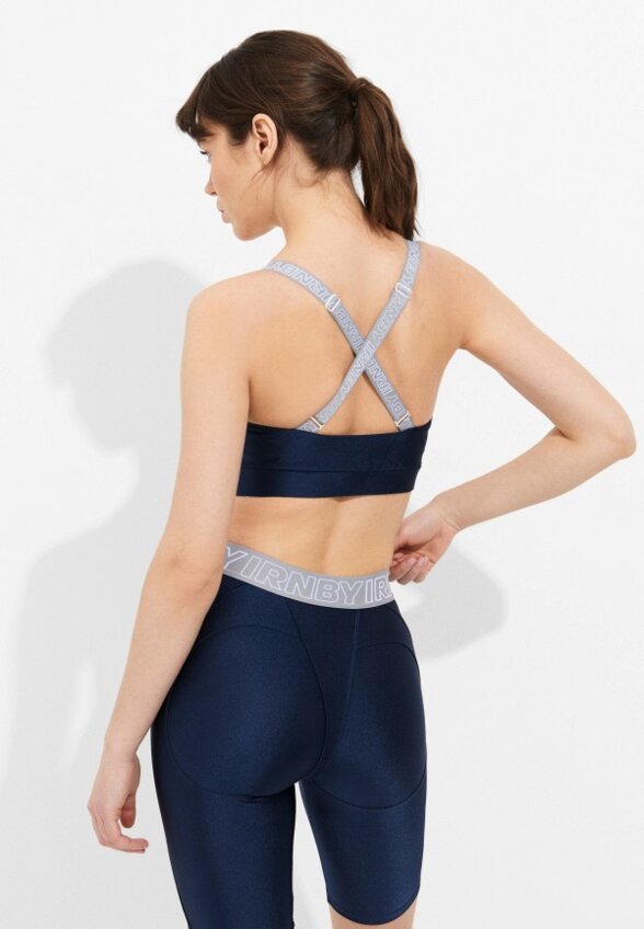 Топ спортивный Irnby