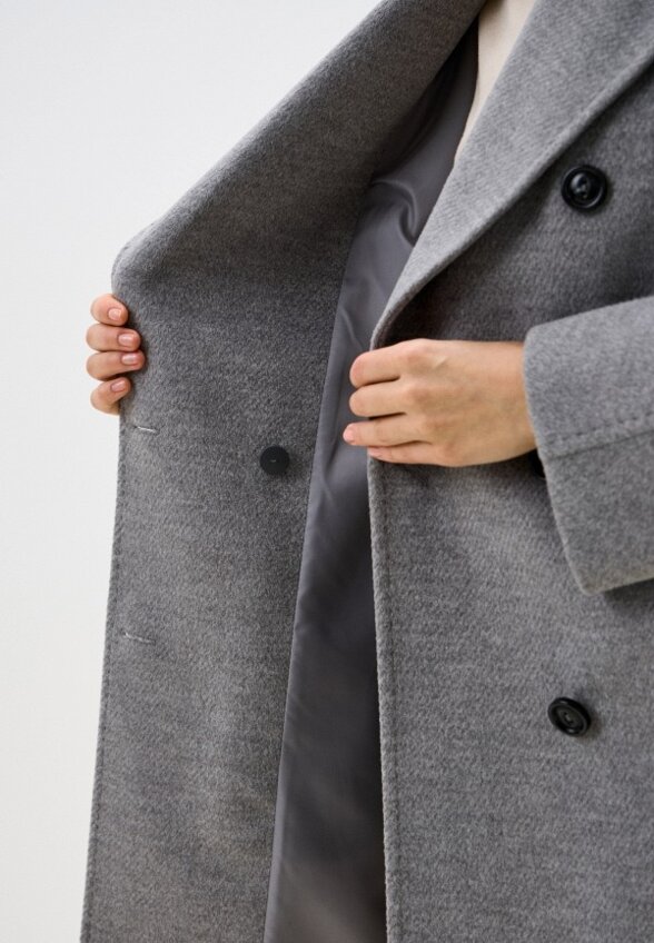 Пальто двубортное Almarosa