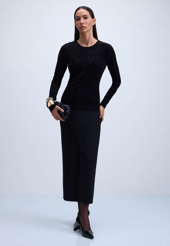 Лонгслив Zarina