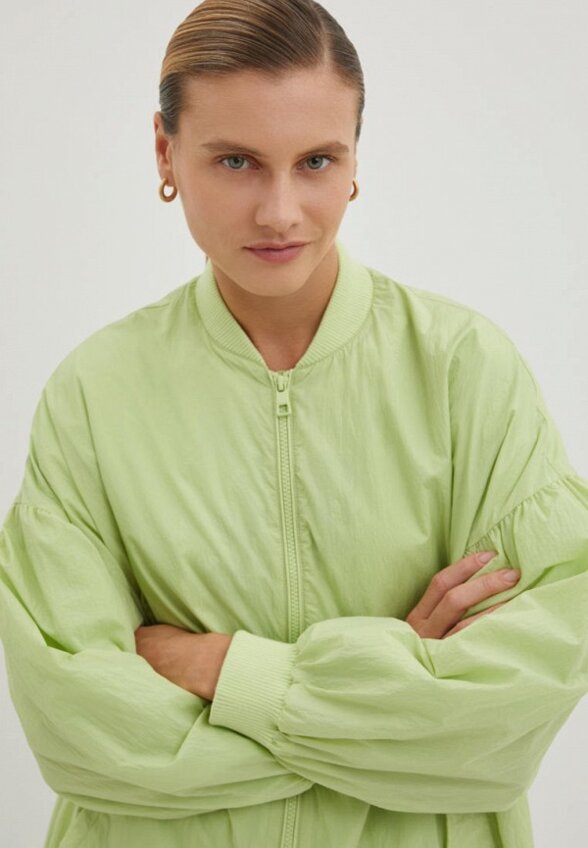 Бомбер Finn Flare