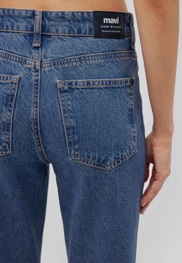 Джинсы Mavi