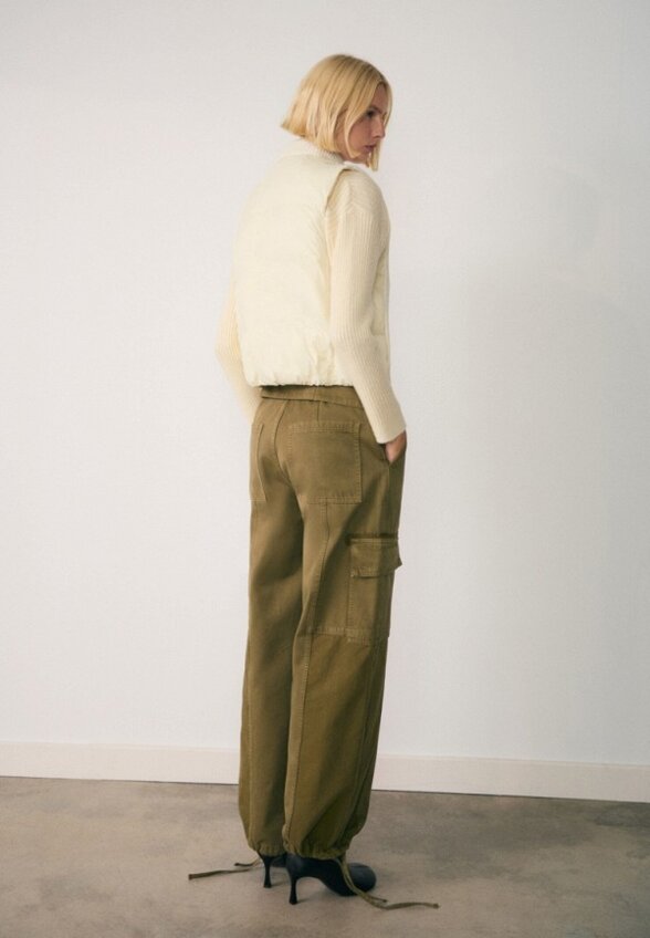 Жилет утепленный Mango