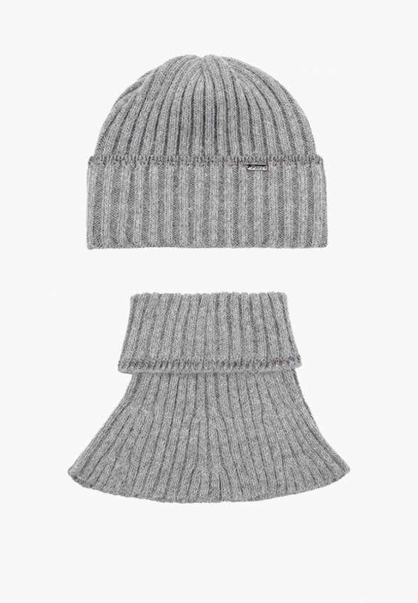 Шапка и манишка Ferz