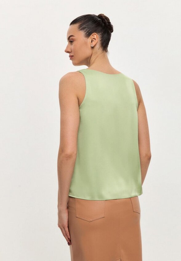 Топ Gabriel and Ester London