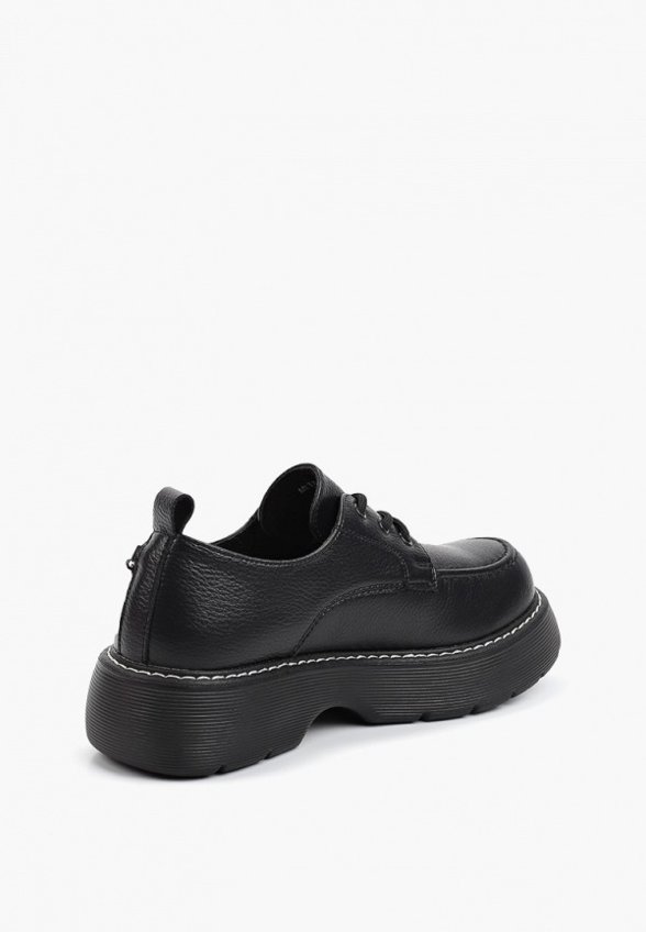 Ботинки и цепочка Shuzzi