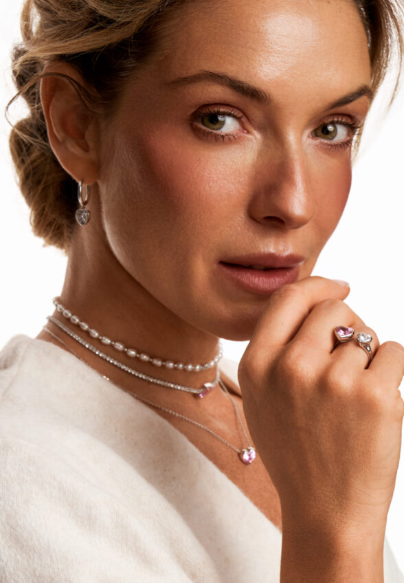 Серебряное разомкнутое кольцо ЛЮБОВЬ с двумя сердцами MIE