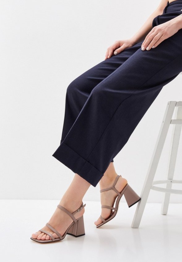 Босоножки Valley