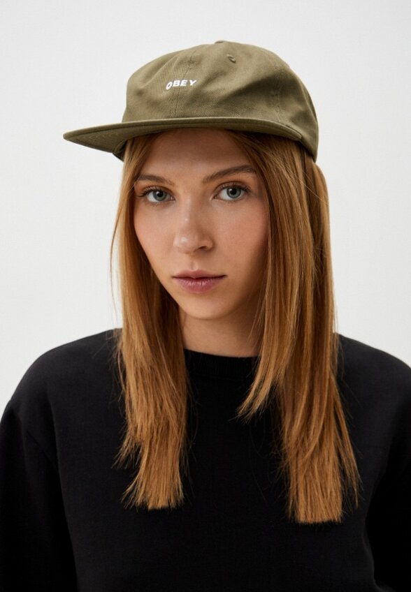 Бейсболка Obey