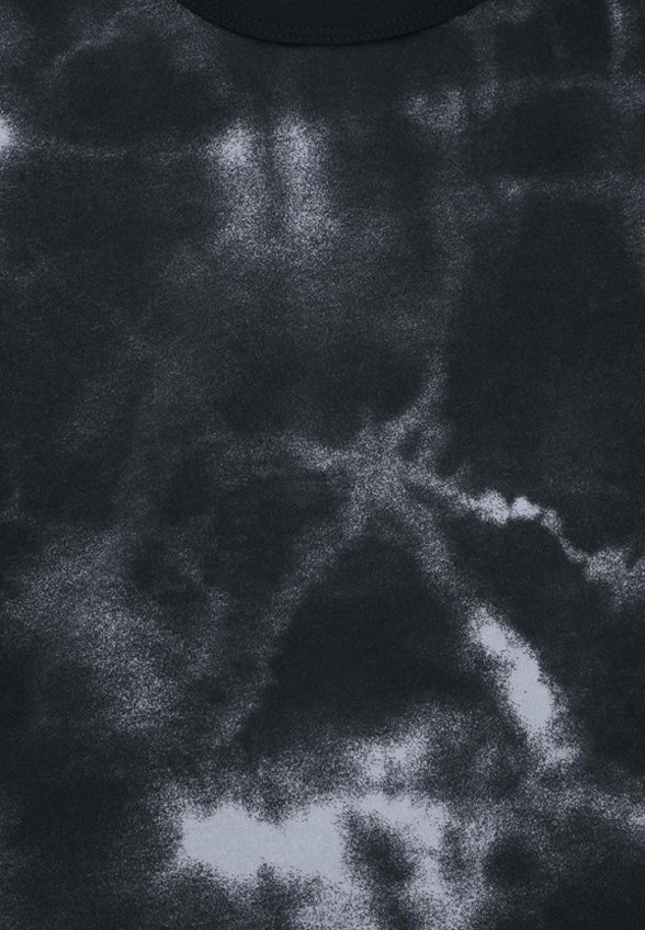 Футболка Апрель