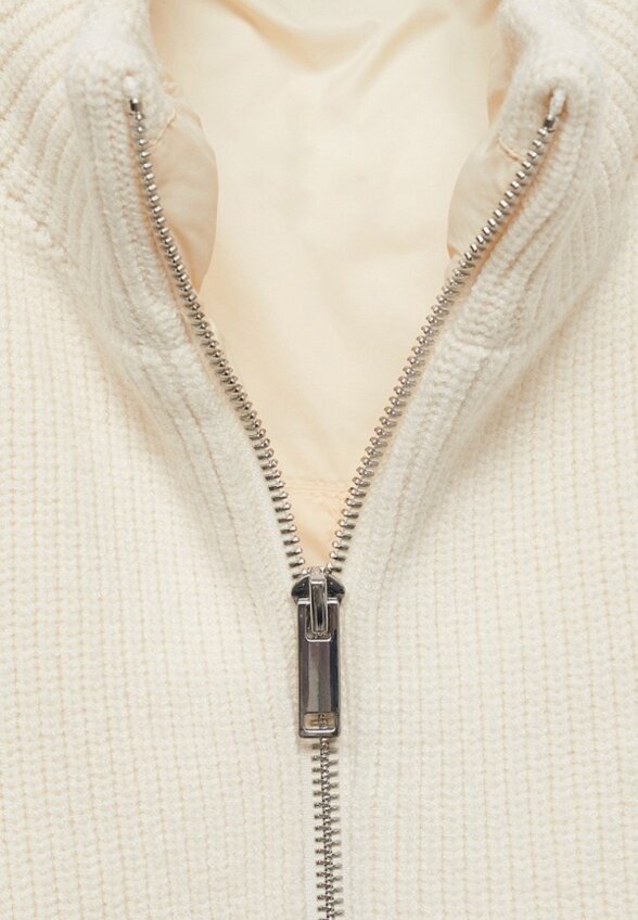 Жилет утепленный Mango