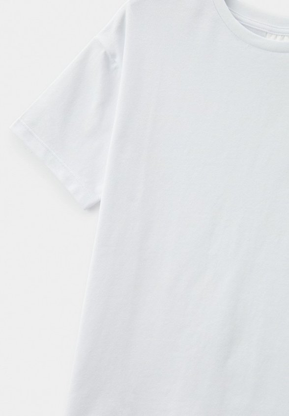 Футболка Button Blue