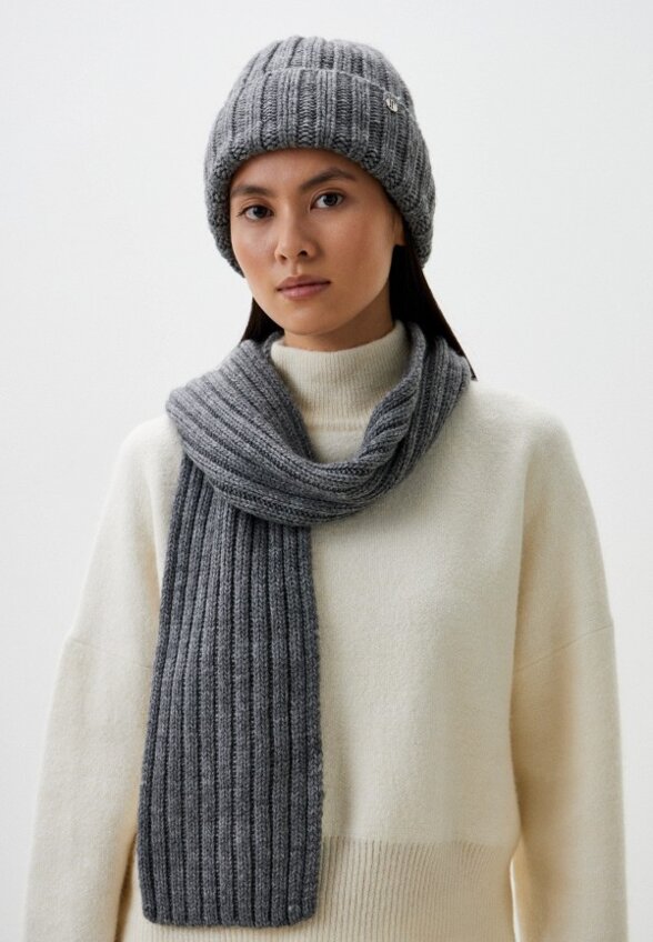 Шапка и шарф Ferz