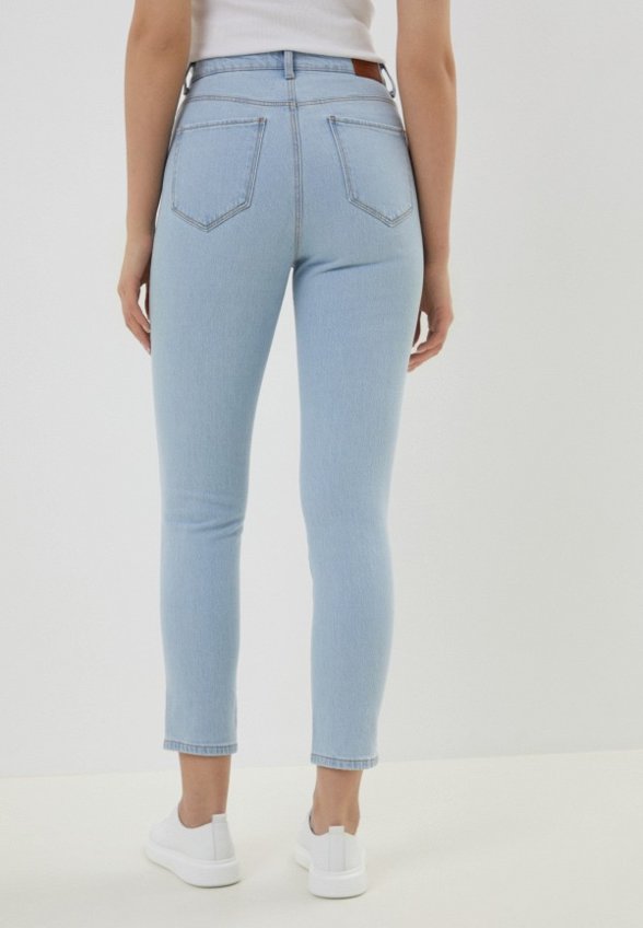 Джинсы Colin's