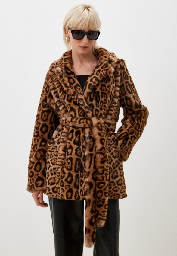 Пальто меховое La Via Estelar