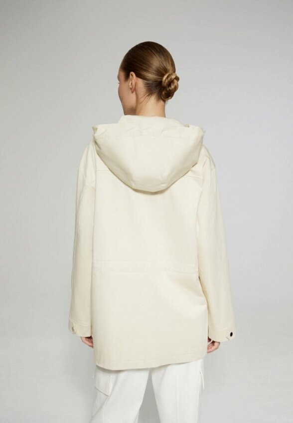 Ветровка Anna Pekun