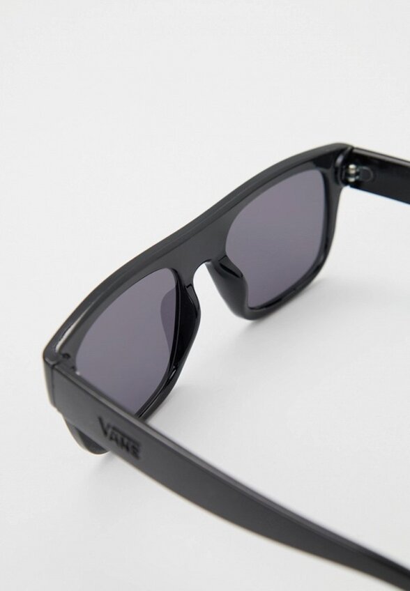 Очки солнцезащитные Vans