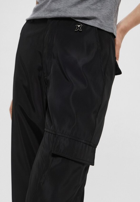 Брюки John Richmond