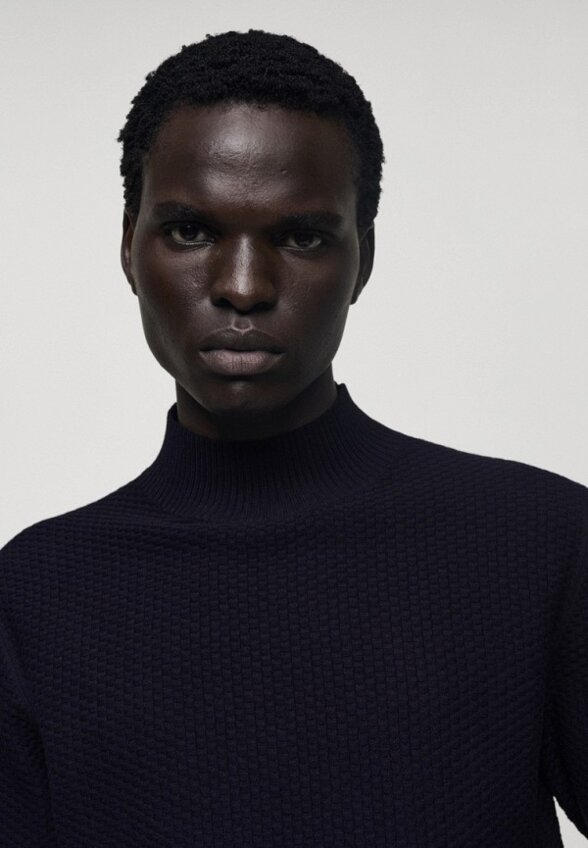 Водолазка Mango Man