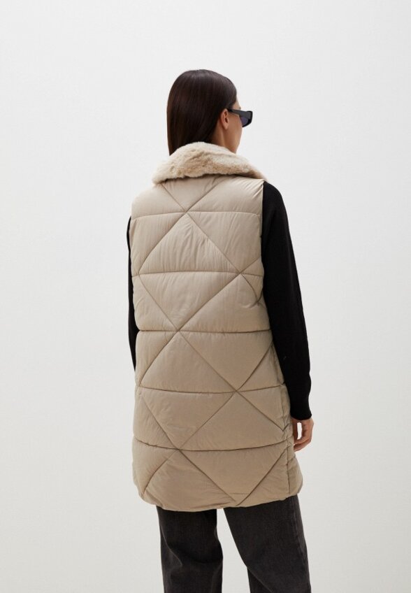 Жилет стеганый Mollese