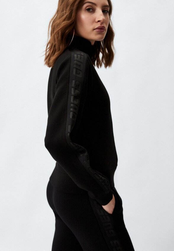 Олимпийка Guess