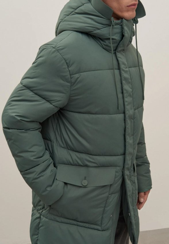 Пуховик Finn Flare