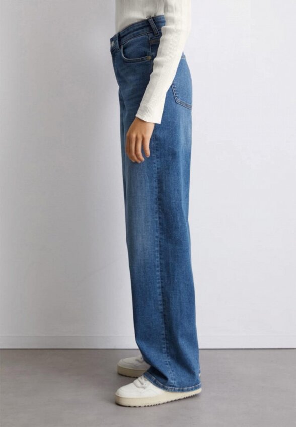 Джинсы Marc O'Polo